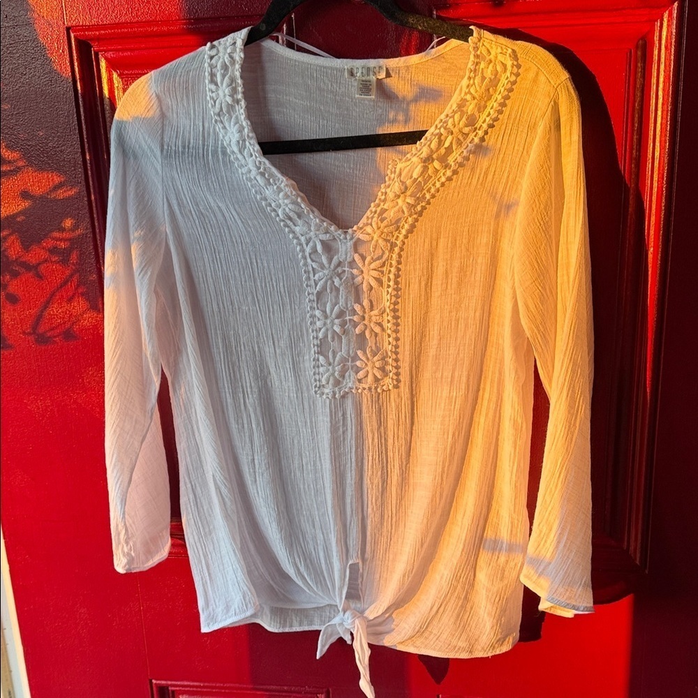 Spense White Floral Embroidered Blouse